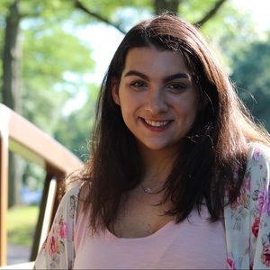 Meet your Posher, Elaina